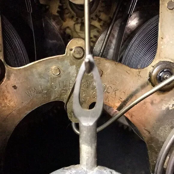 ANTIQUE MANTEL CLOCK-WM L GILBERT-MAJESTIC CLOCK-WINSTED,CONN.-PAT.1881 - Picture 11 of 13